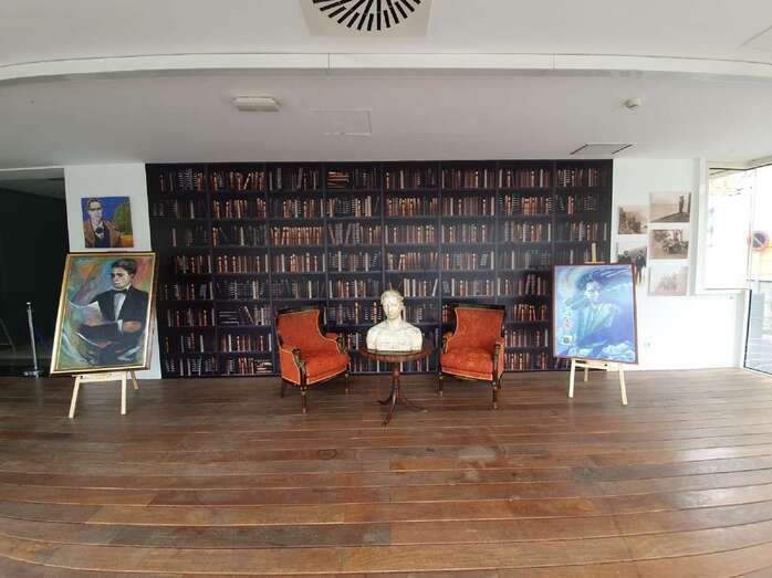 La exposición 100 años del poeta Tomás Morales puede visitarse hasta el próximo 20 de agosto / TA